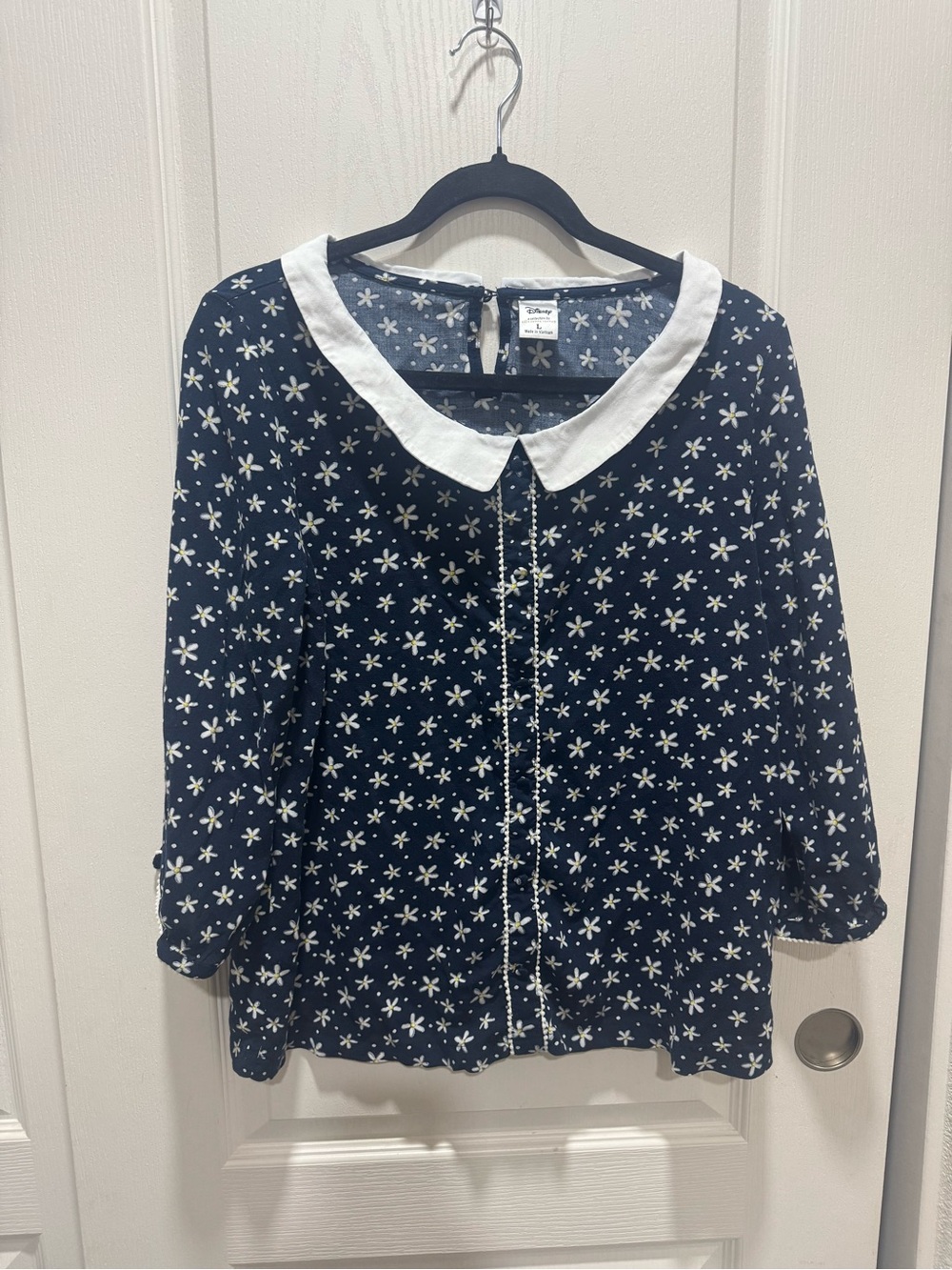 Disney x LC Lauren Conrad Daisy Peter Pan Collar Blouse L